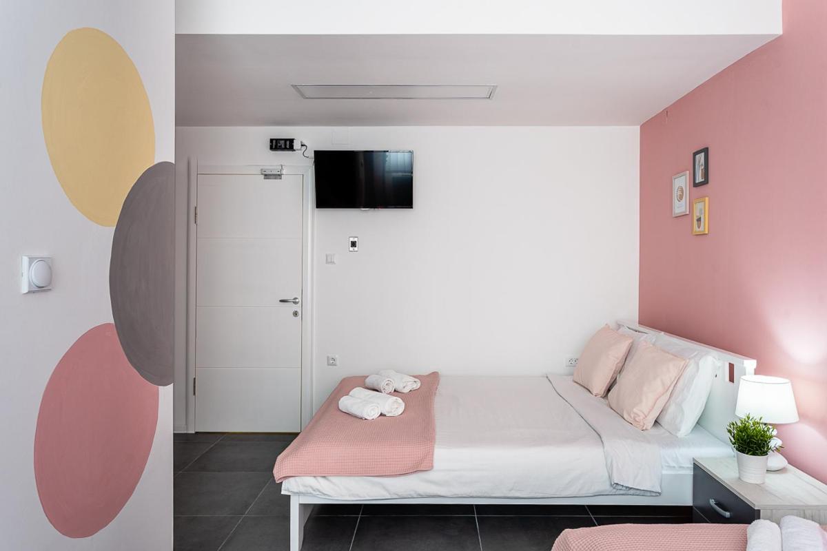 Kostovski Rooms-Near E75 To Greece Velesz Kültér fotó