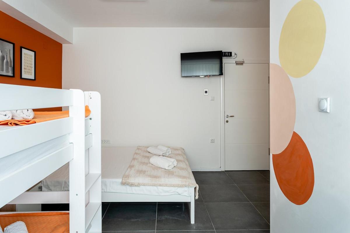 Kostovski Rooms-Near E75 To Greece Velesz Kültér fotó